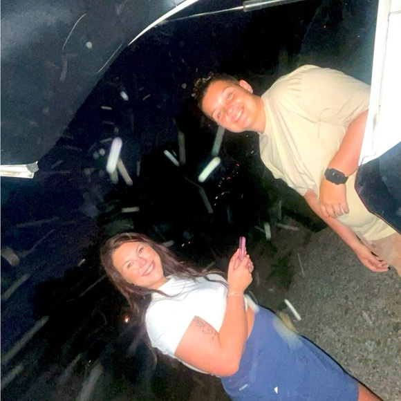 Meet your Posher, Samantha - Picture 1 of 1